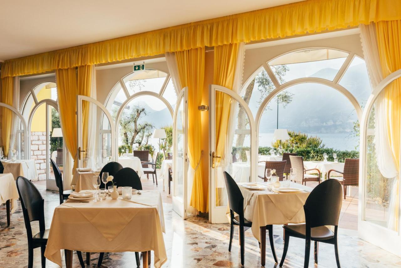 Hotel Orione - Lake Front Hotel Бренцоне-суль-Гарда Экстерьер фото